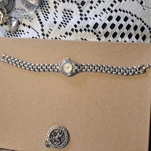 Victoria Rhein Watch Needs Battery